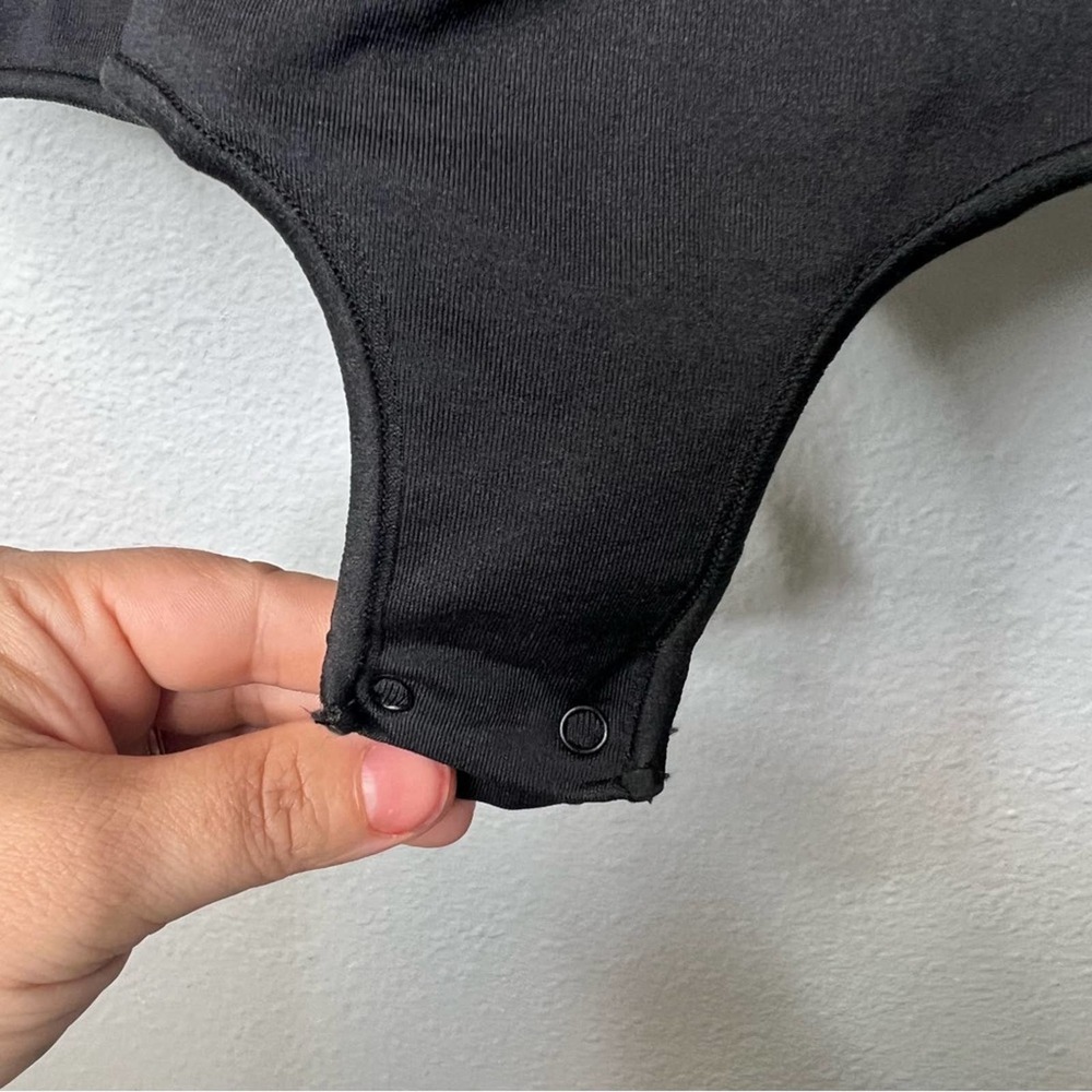 NWOT SKIMS Crew Neck Long Sleeve Bodysuit - Picture 4 of 7